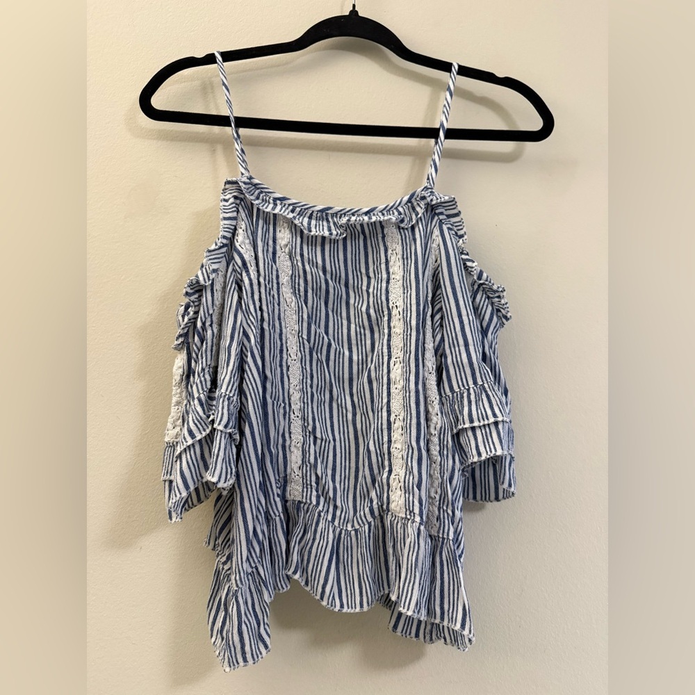 American Eagle Striped Lace Cold‎ Shoulder Top in Blue and White - S
